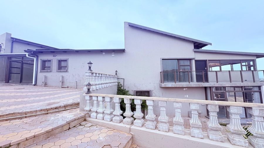 3 Bedroom Property for Sale in Hartenbos Central Western Cape